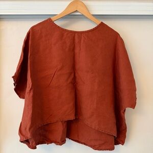 Elizabeth Suzann Linn Tee in Terra